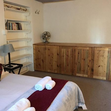 Haven Of Peace And Garden Cottage Hermanus Esterno foto
