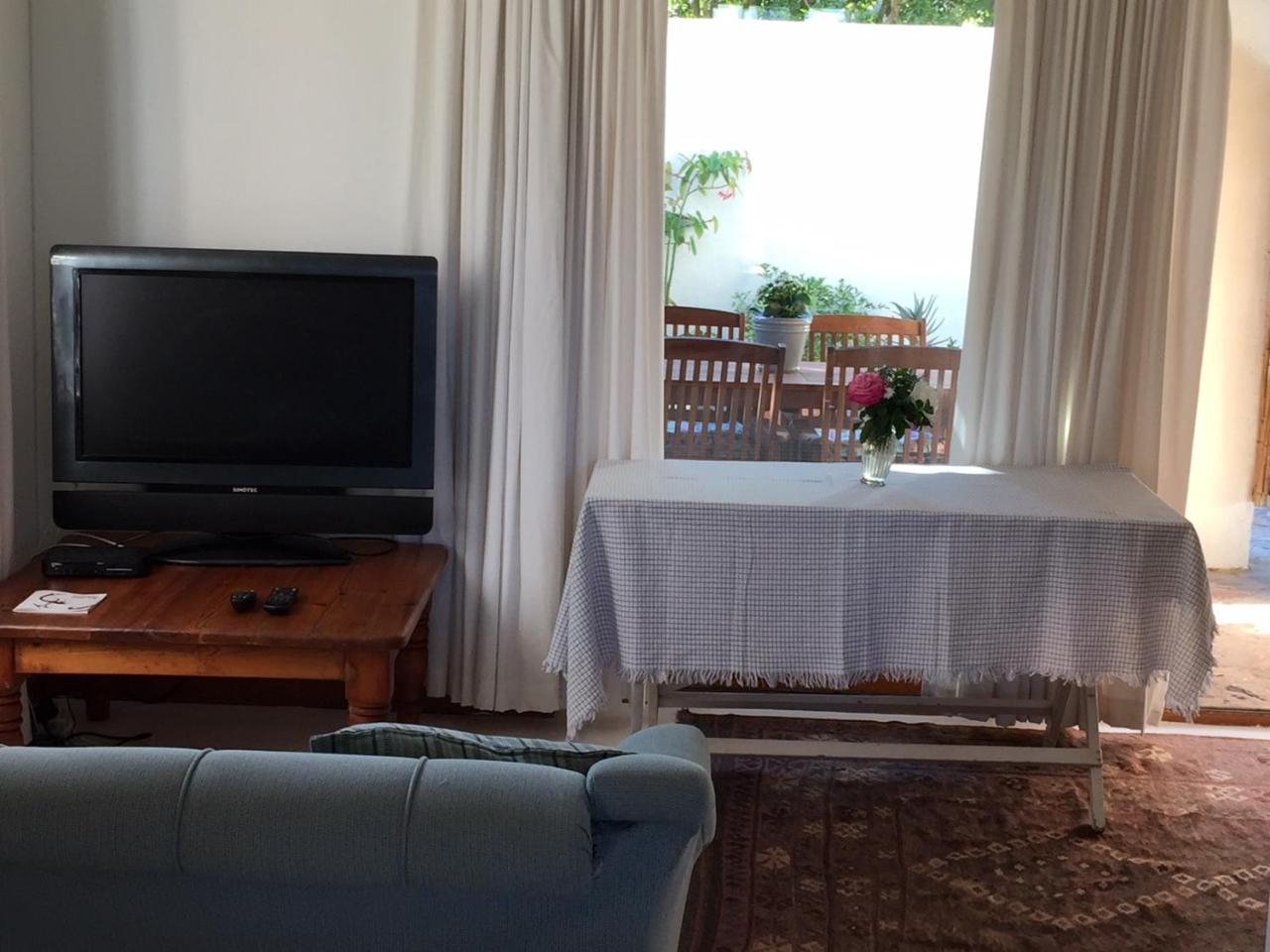 Haven Of Peace And Garden Cottage Hermanus Esterno foto