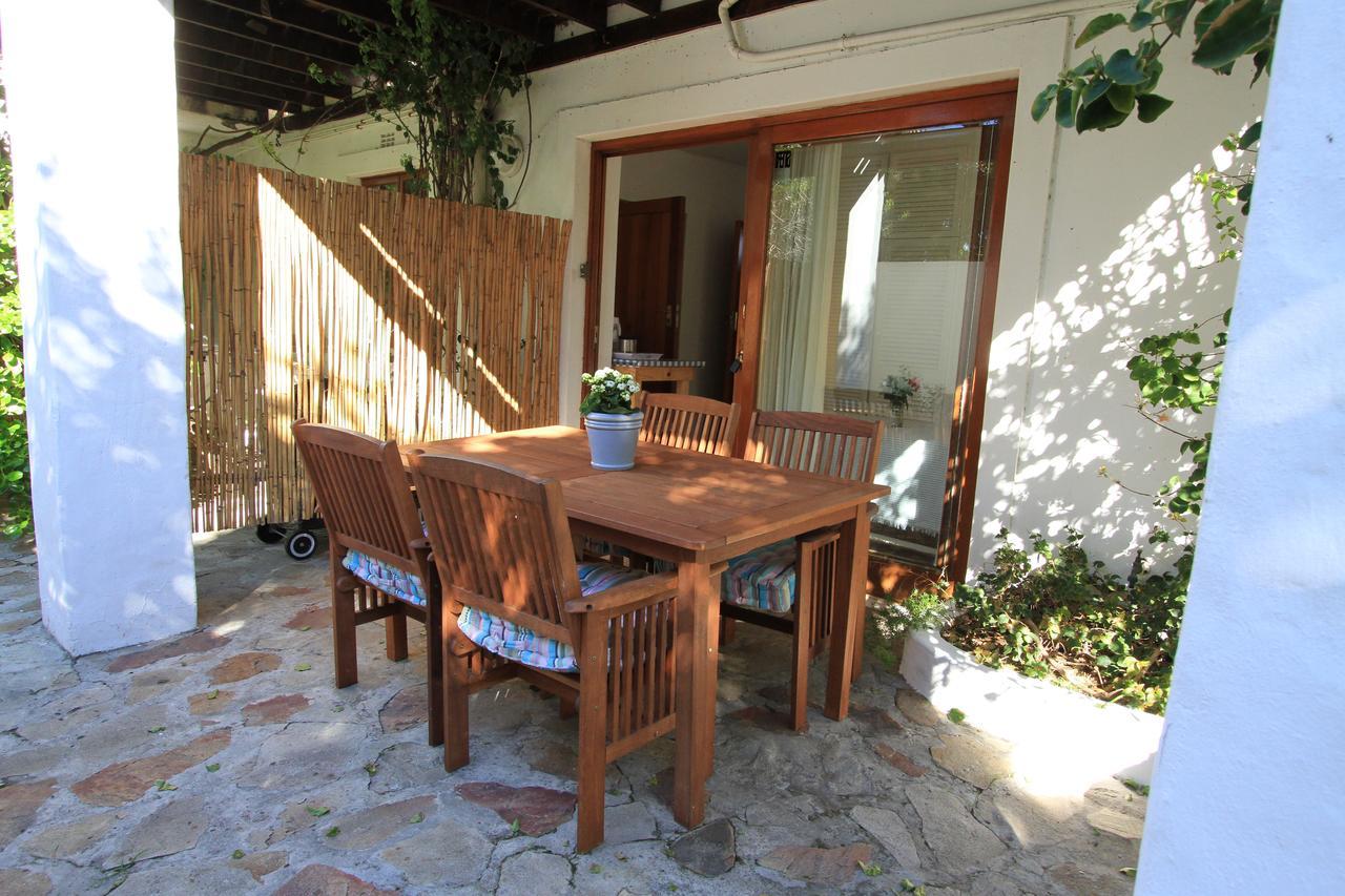 Haven Of Peace And Garden Cottage Hermanus Esterno foto